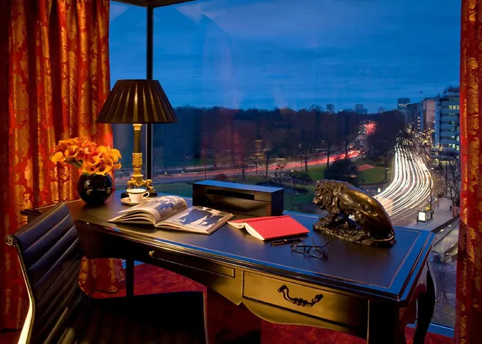 Four Seasons At Park LaneHotel Londra